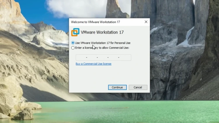 Screenshot of the "Welcome to VMware Workstation 17" dialog with the "Use VMware Workstation 17 for Personal Use" option selected, ready to click Continue.